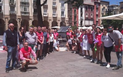La plaza del Mercado acoge la Jornada Pública de Sensibilización de Cáritas La Rioja