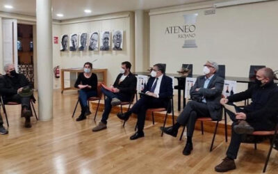 Marina Unzalu, educadora social de Cáritas La Rioja, participa en el Ateneo en la tertulia “La edad y la pobreza: el desamparo ante las nuevas tecnologías”