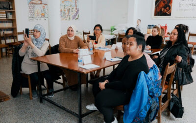 La exclusión social creció el doble en los hogares encabezados por mujeres