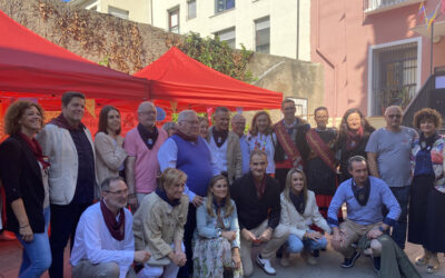 Centenares de personas pasan por el patio de Cáritas La Rioja para disfrutar de un San Mateo solidario