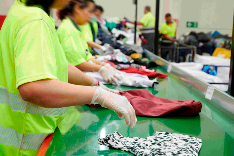 Moda re- refuerza su liderazgo nacional en un año clave para el residuo textil