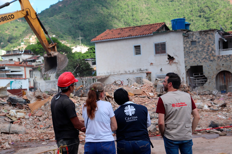 Cáritas Española aumenta a un millón los fondos para responder a la emergencia humanitaria causada por el doble terremoto en Venezuela